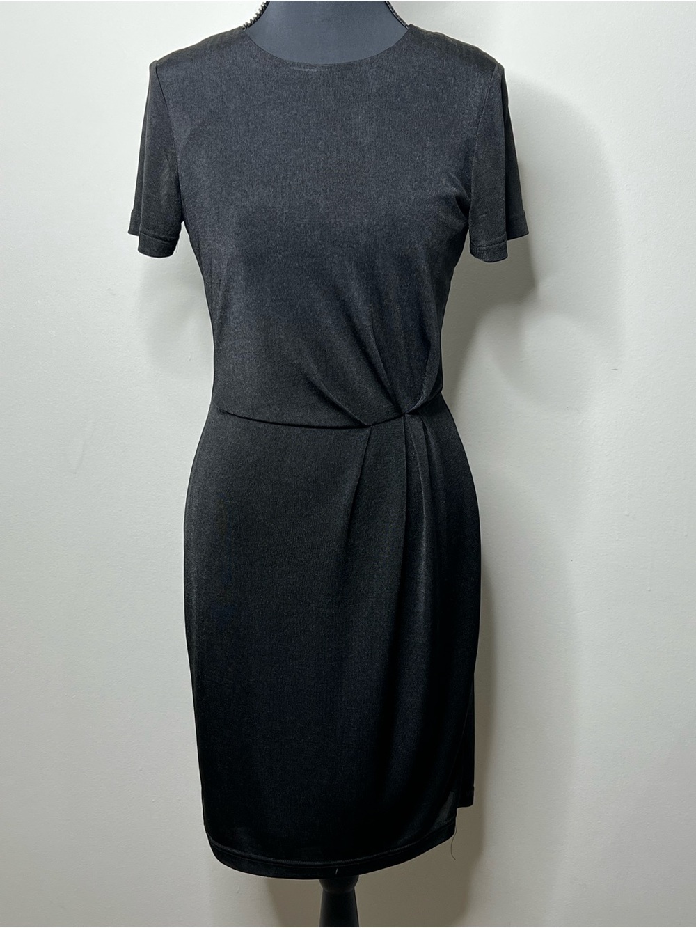 Katherine Barclay Montreal Size 2 Classic Black Short-Sleeve Sheath Dress